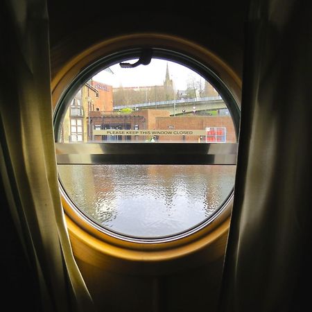 Houseboat Hotels Sheffield Bilik gambar